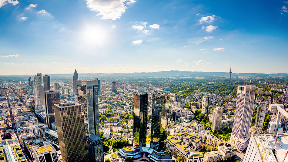 Adobestock_274988892-frankfurt-am-main-view-buildings-finance-insurance